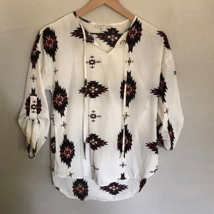 MoaMoa Quarter Length Blouse- SZ Small